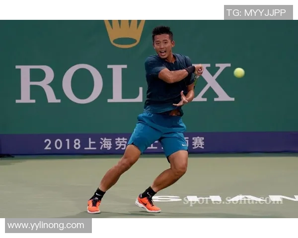 张择与吴迪激战ATP巡回赛争夺晋级名额的精彩对决分析